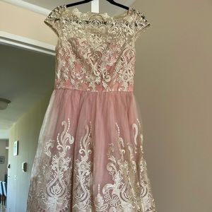 Chi chi London Dress